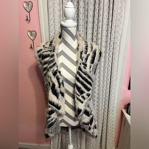 Sweater vest